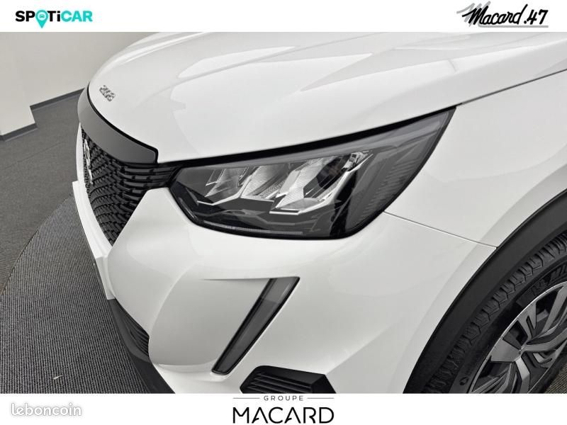 Peugeot 2008 1.2 PureTech 100ch S&S Active (image 16)