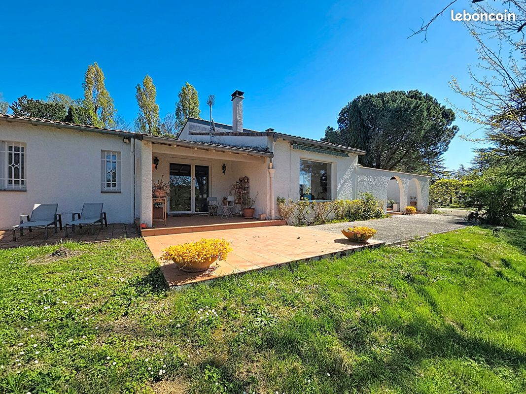 Maison 6 pièces 250 m² · à Auzeville-Tolosane · 250 m² · 849 000 €