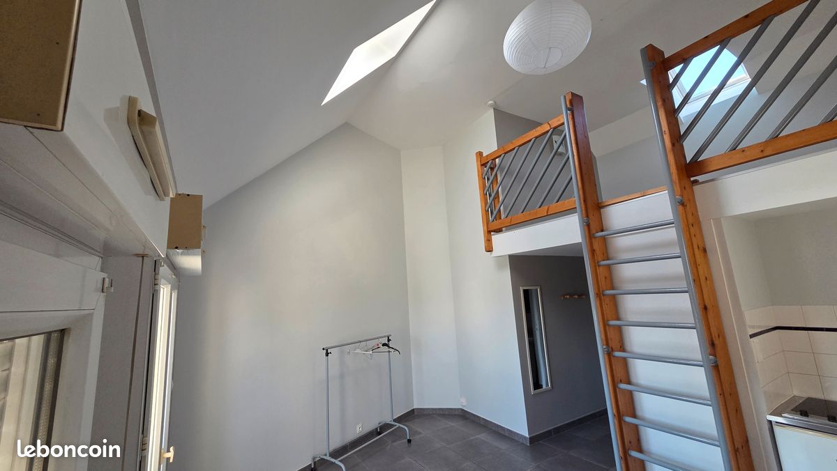 Appartement 1 pièce 22 m² · à Quimper · 22 m² · 370 €