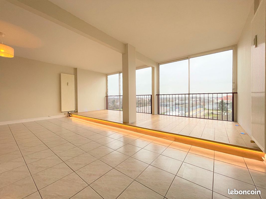 Appartement 4 pièces 90 m² · à Saint-Julien-les-Villas · 90 m² · 790 €/mois