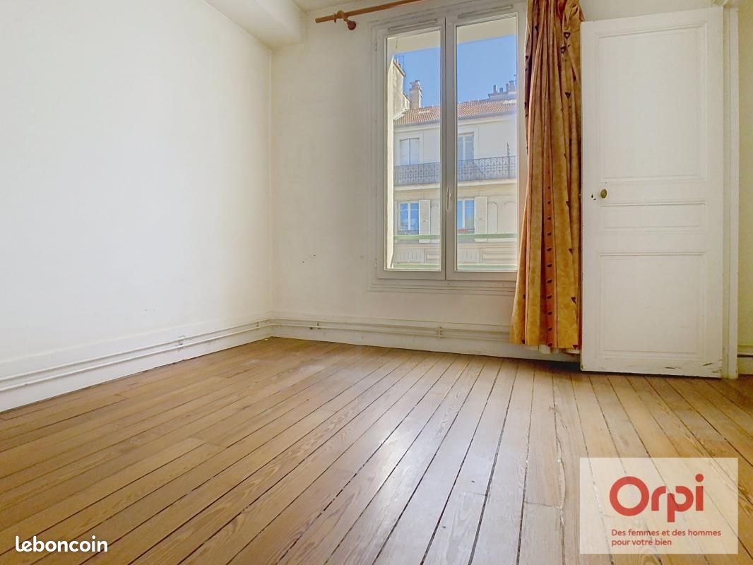 Appartement 2 pièces 40 m² · à Issy-les-Moulineaux · 40 m² · 279 000 €