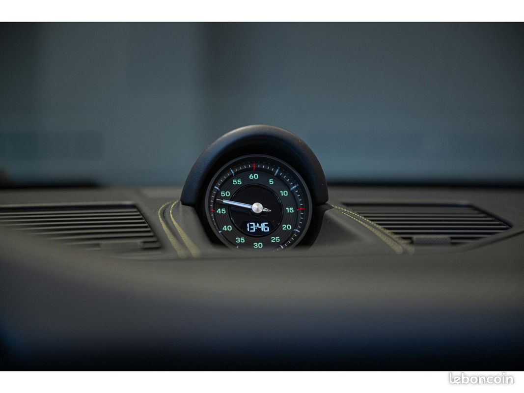 Porsche 911 gts cabriolet type 992.2 spirit 70 - 3.6 541 ch pdk (image 15)