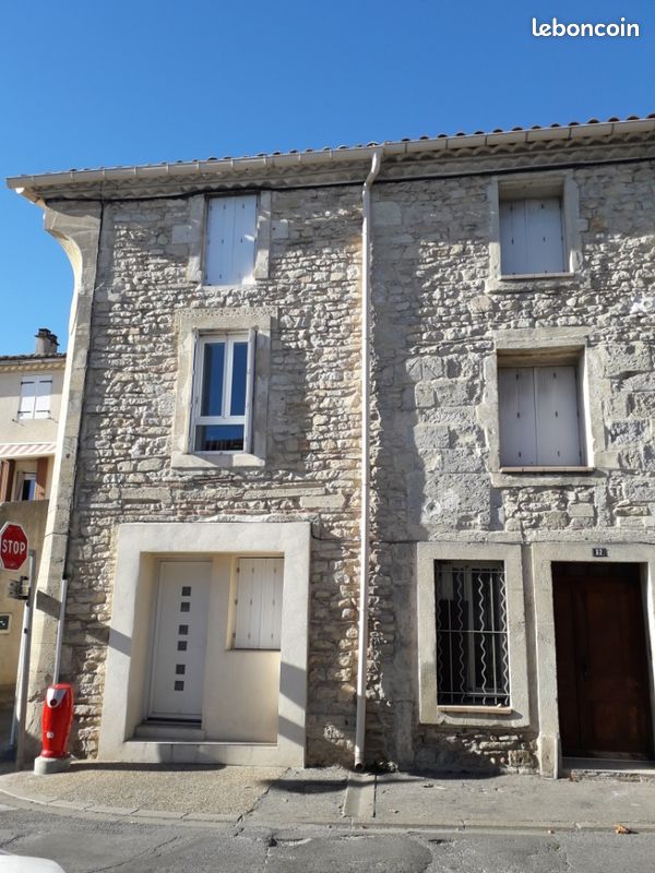 Appartement 3 pièces 60 m² · à Milhaud · 60 m² · 700 €/mois