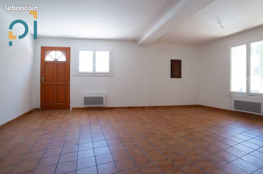 Appartement 3 pièces 71 m² · à Lambesc · 71 m² · 890 €/mois