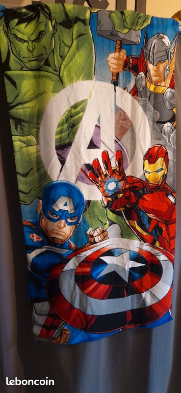 Drap de bain avengers (image 3)
