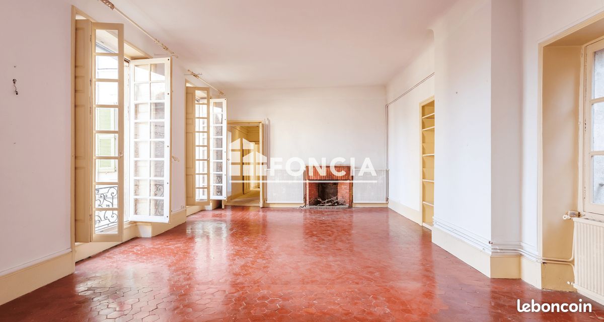 Appartement 5 pièces 138 m² · à Avignon · 138 m² · 300 000 €
