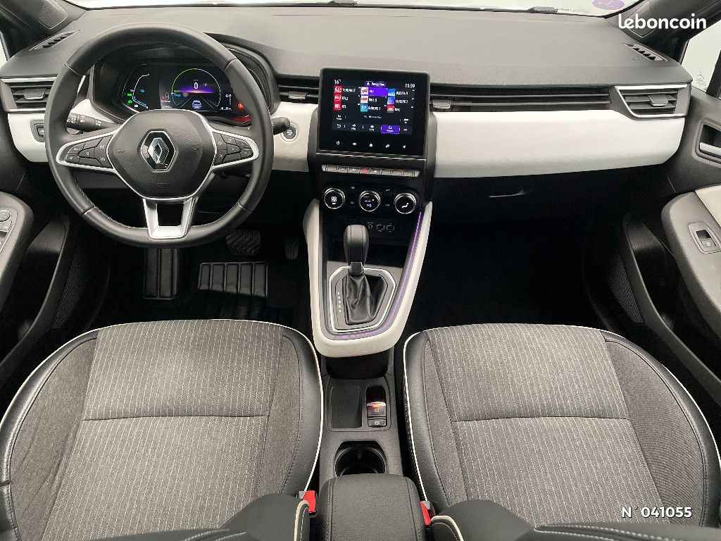 Renault Clio V E-Tech full hybrid 145 Techno (image 9)