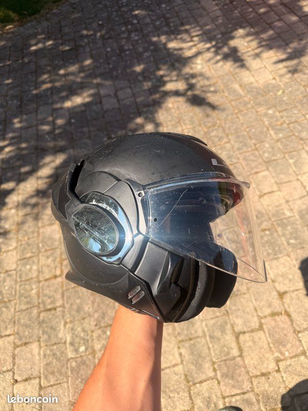 Casque de moto LS2 (image 1)