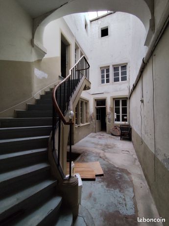 Immeuble 15 pièces 315 m²