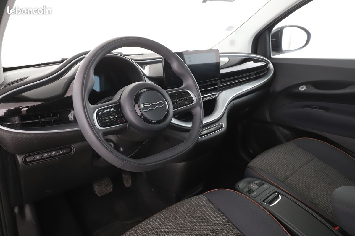 Fiat 500 Electrique 42 kWh Icone 118 ch (image 6)