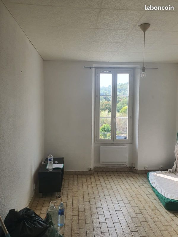 Appartement 1 pièce 25 m² · à Ollioules · 25 m² · 480 €