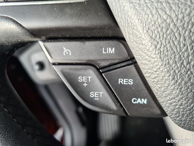 Ford C-MAX 1.5 TDCi 120 Titanium (image 11)