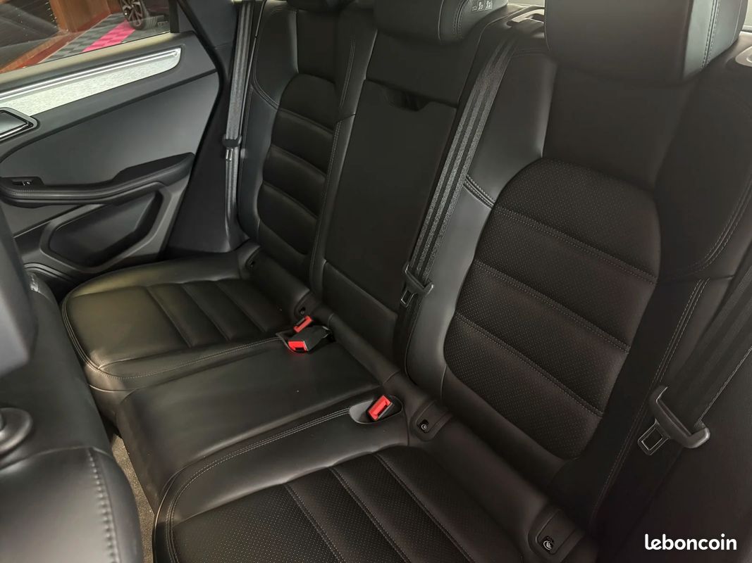 Porsche MACAN 3.6L 440CH Turbo mit Performance Paket (image 34)