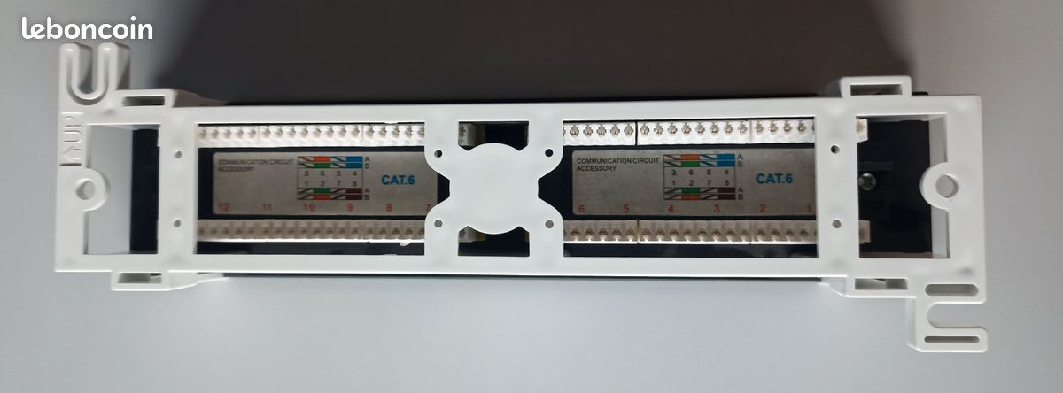 Panneau de brassage RJ45 (image 2)