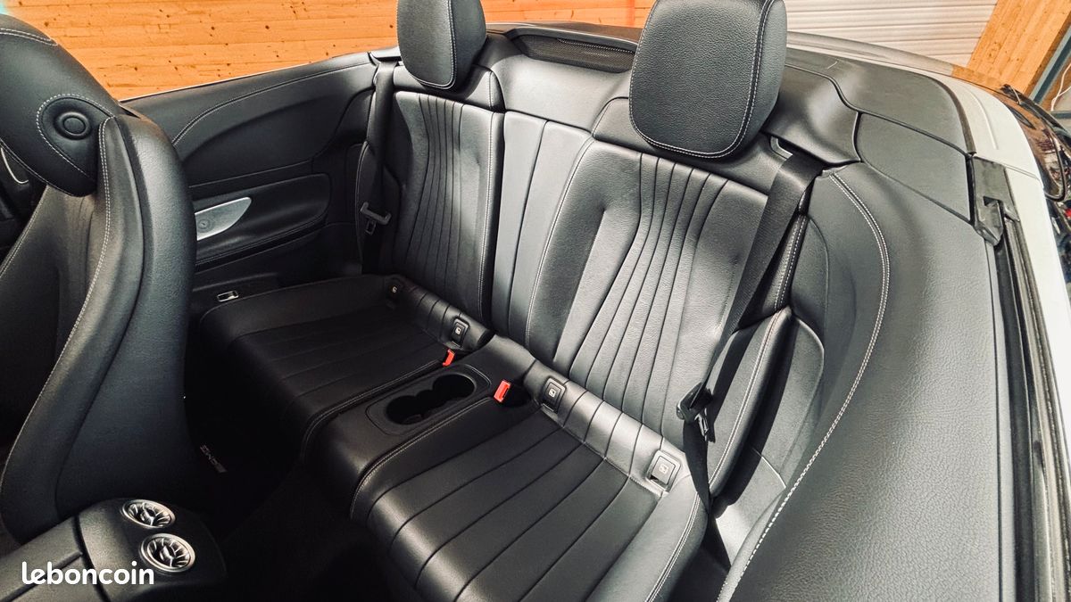 MERCEDES E 220 d 4-MATIC CABRIOLET AMG LINE (image 9)