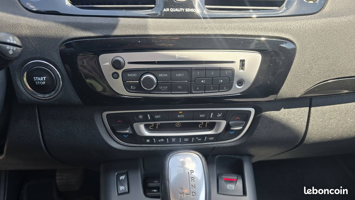 Gl-j auto : renault scenic boite auto bose 1.5 dci (image 7)