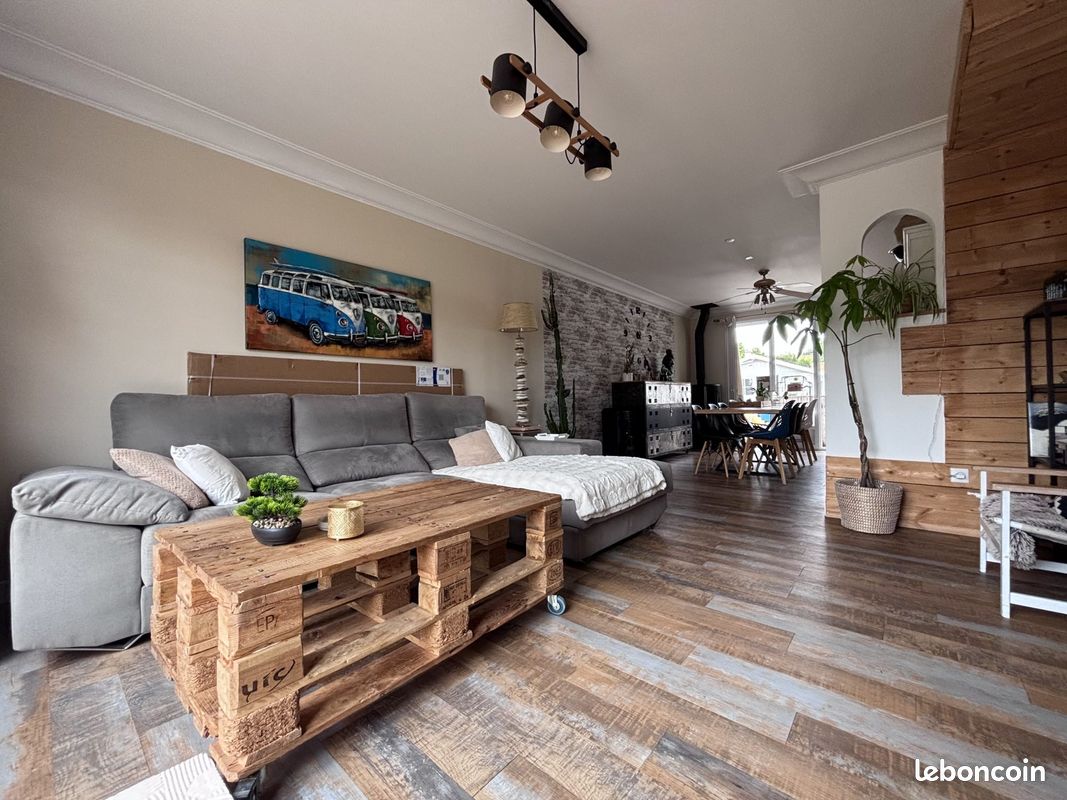 Maison 7 pièces 155 m² · à Mouilleron-le-Captif · 155 m² · 311 900 €