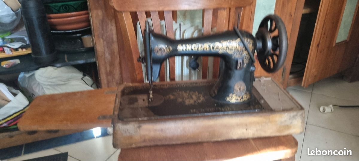 Machine à coudre avec table SINGER (image 2)