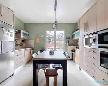 Maison 620 000 € - 178 m²