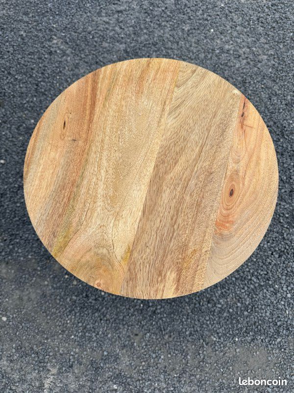 Tabouret en bois (image 2)
