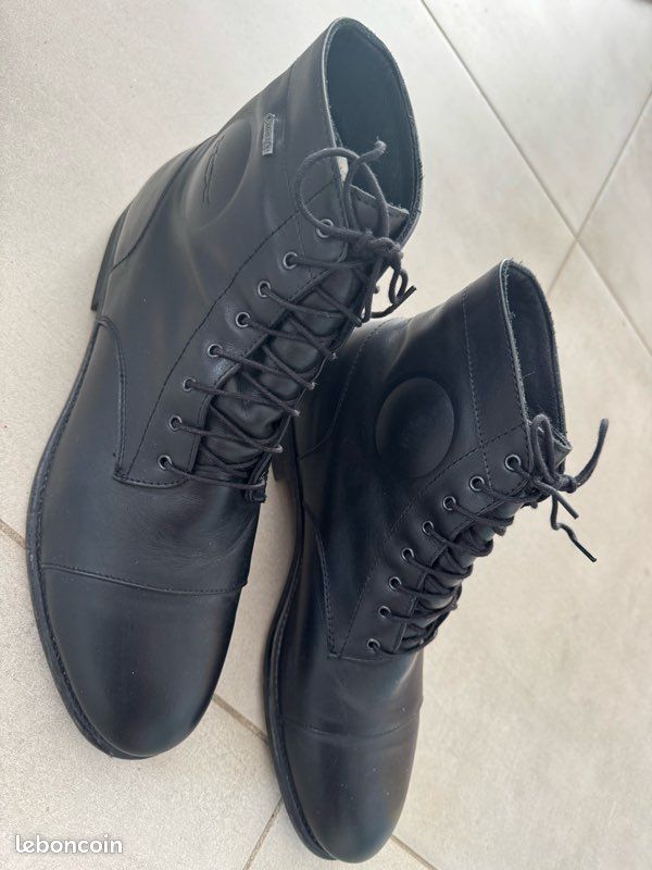 Bottines moto gore tex TCX Metropolitan Chaussures