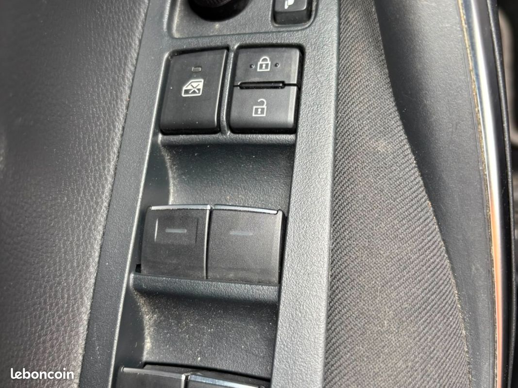 TOYOTA COROLLA TOURING SPORTS HYBRIDE MY21 122h Dynamic (image 21)