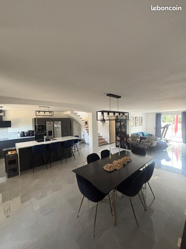 Maison 4 pièces 128 m² · à Laroque · 128 m² · 359 000 €