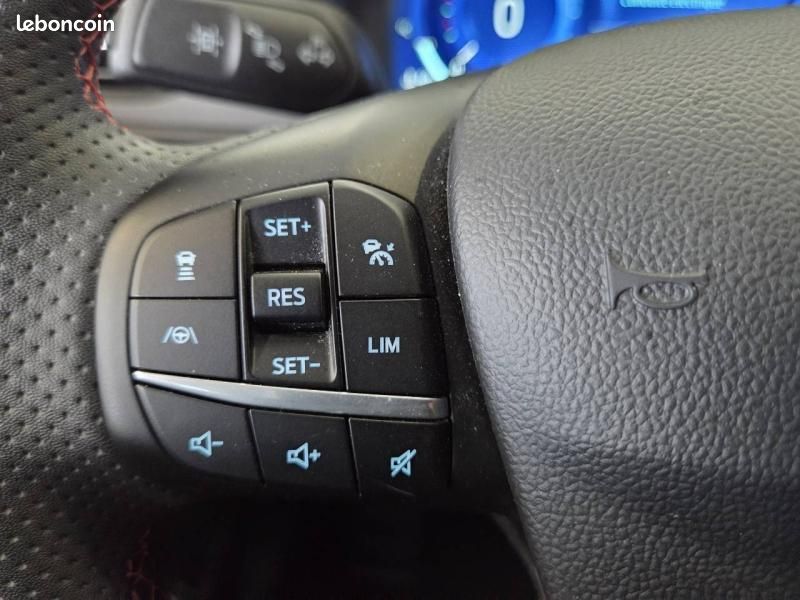 Ford Kuga 2.5 Duratec 225ch PHEV ST-Line X BVA (image 17)