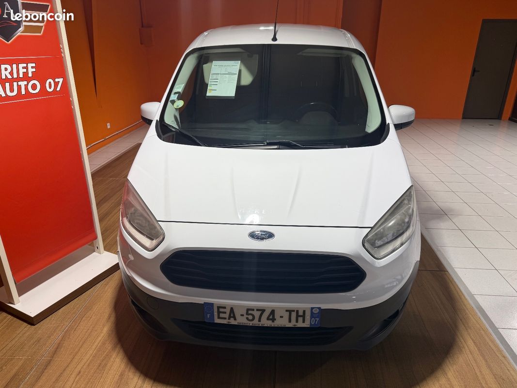 FORD TRANSIT COURIER FOURGON GN 1.5 TDCi 75 TREND (image 2)