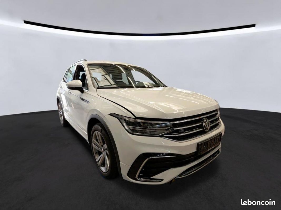 VOLKSWAGEN TIGUAN 2.0 TDI 150 DSG R-Line (image 2)