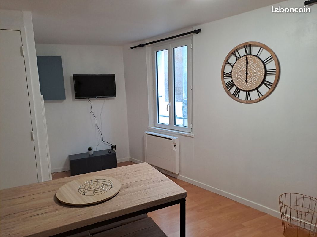 Appartement 1 pièce 19 m² · à Niort · 19 m² · 450 €/mois