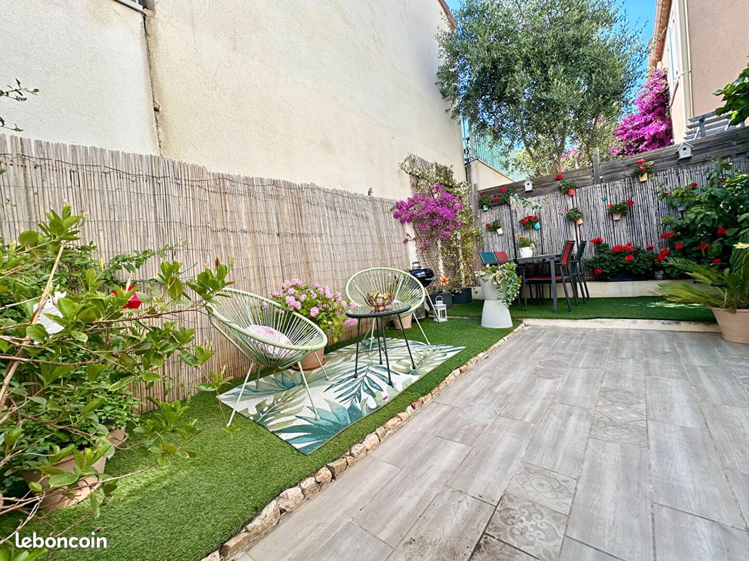 Appartement 4 pièces 65 m² · à Le Revest-les-Eaux · 65 m² · 309 000 €
