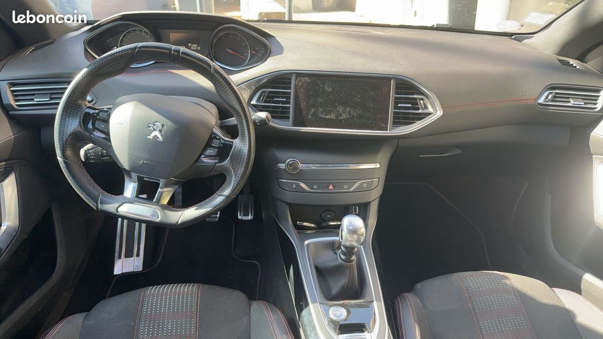 Peugeot 308 SW II 1.2 PureTech 130 GT Line (image 11)