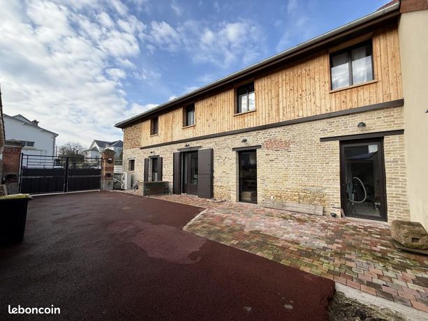 Maison 6 pièces 165 m²