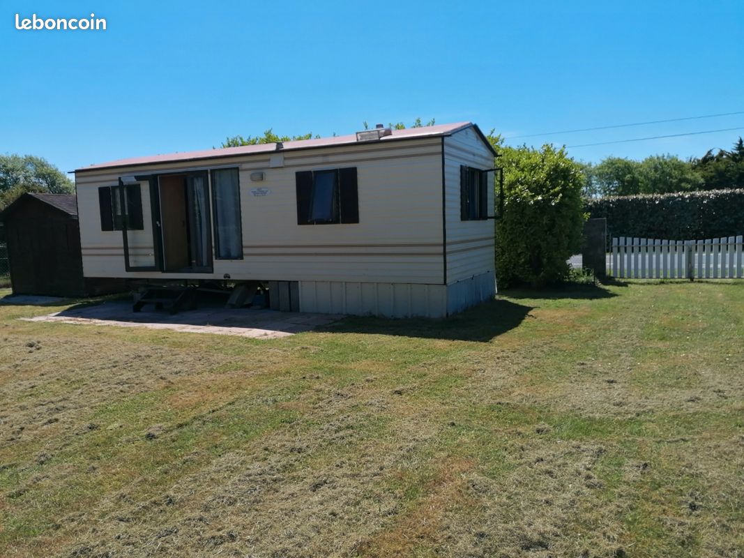 Terrain de loisirs · à Penmarch · 20 000 €