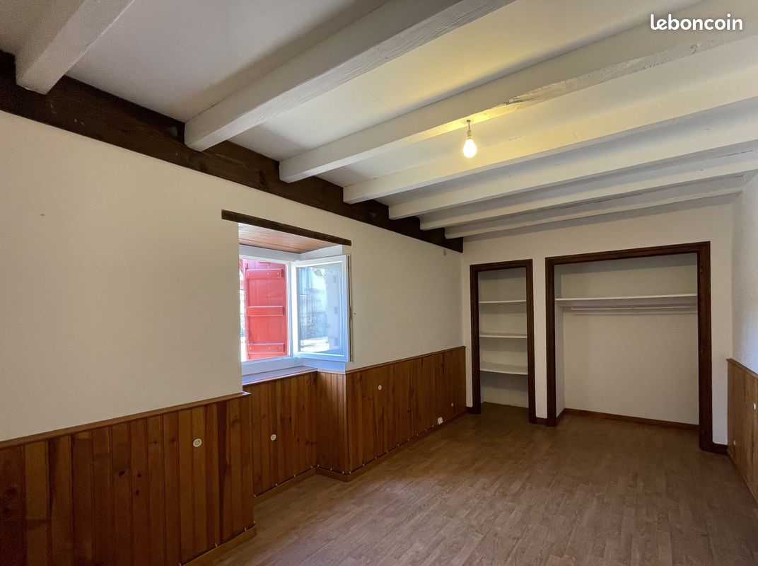 Appartement 4 pièces 110 m² - Armendarits 64640 (image principale 4)