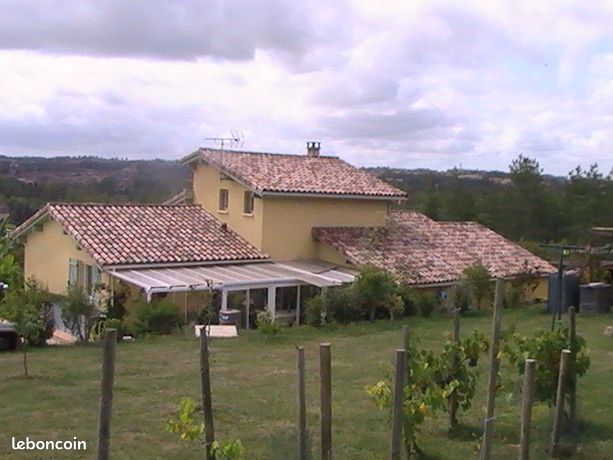Villa contemporaine avec vue imprenable sur la chaîne Pyrénéenne