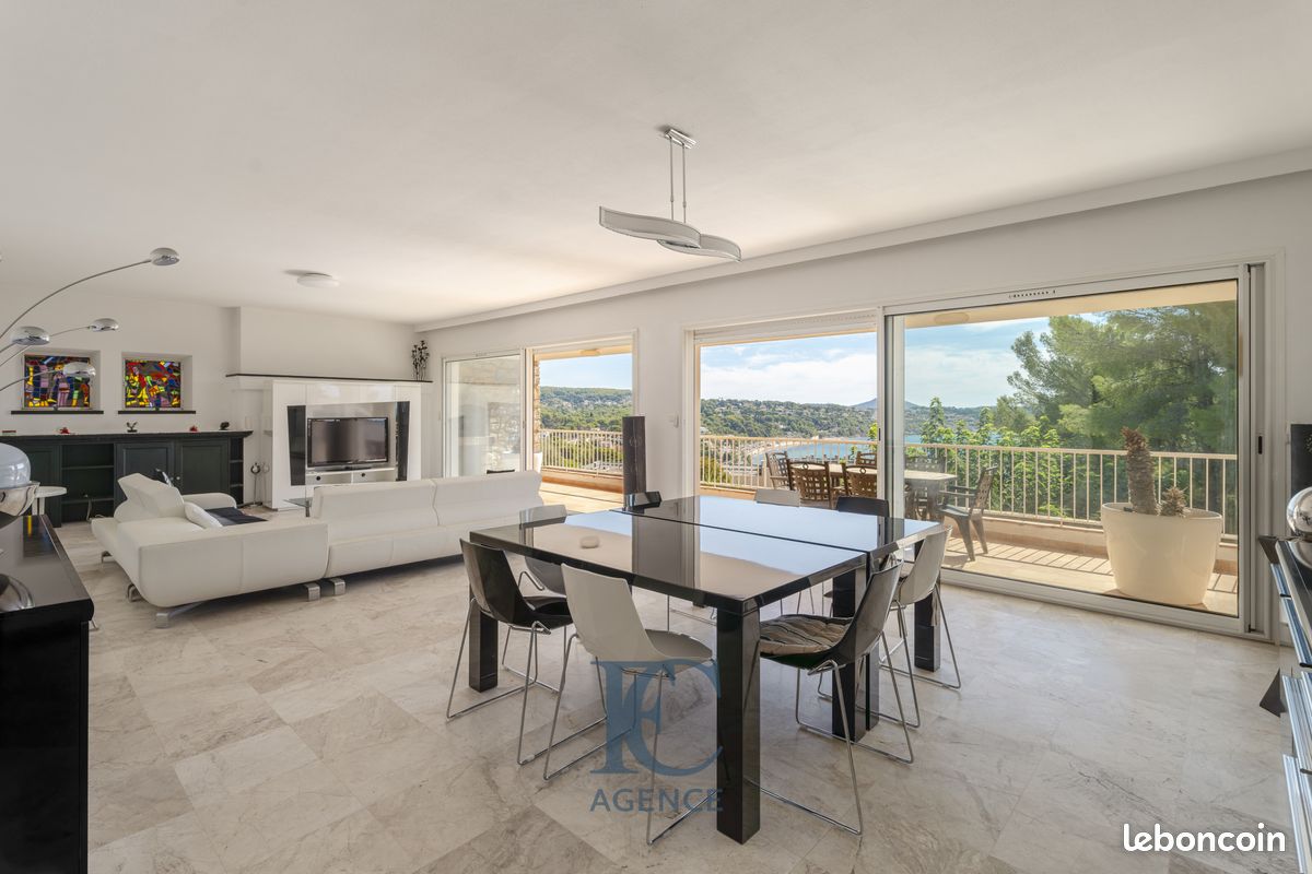 Appartement 4 pièces 184 m² · à Bandol · 184 m² · 1 680 000 €