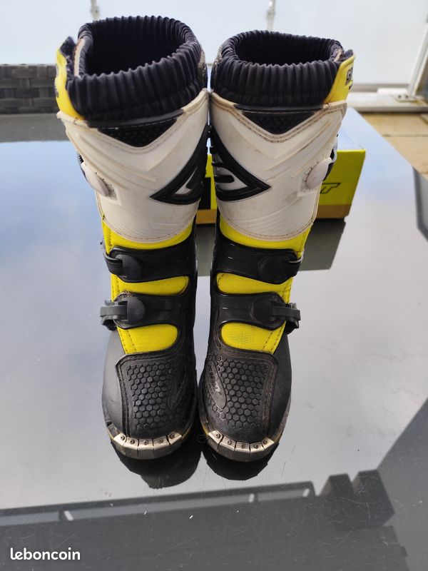 Bottes moto cross enfant taille 33 (image 2)