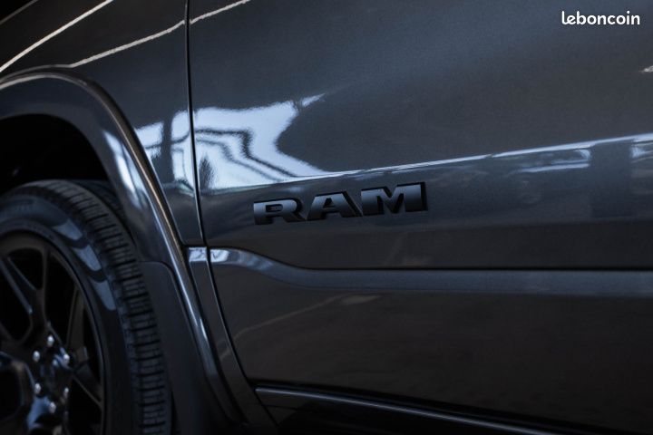 DODGE RAM 1500 - CREW CAB LARAMIE 5.7 HEMI V8 GT - Garantie 12 mois (image 22)