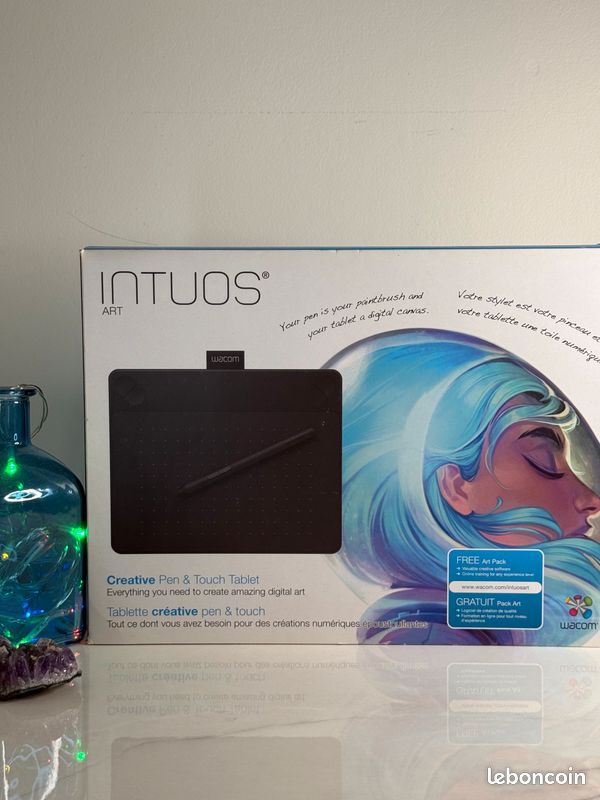 Tablette graphique Intuos Art Wacom + stylet (image 1)