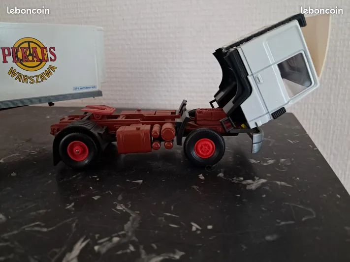 REMORQUE PUB transports ROUILLIER 1/43 ELIGOR camion
