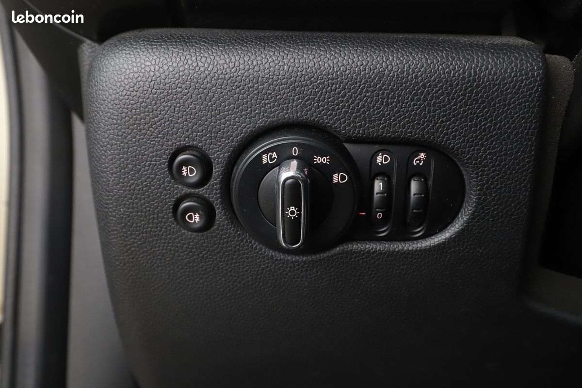 MINI Mini One Edition Greenwich DCT7 3P 102 ch (image 30)