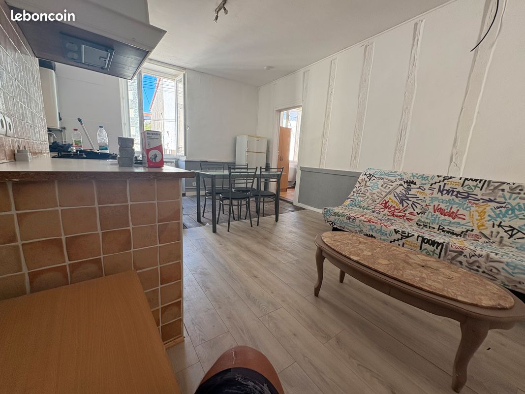 Appartement 2 pièces 38 m² · à Ruffec · 38 m² · 435 €