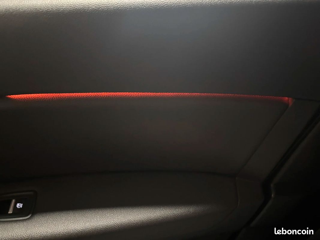 Renault CAPTUR Captur E-Tech Plug-in 160 (image 28)