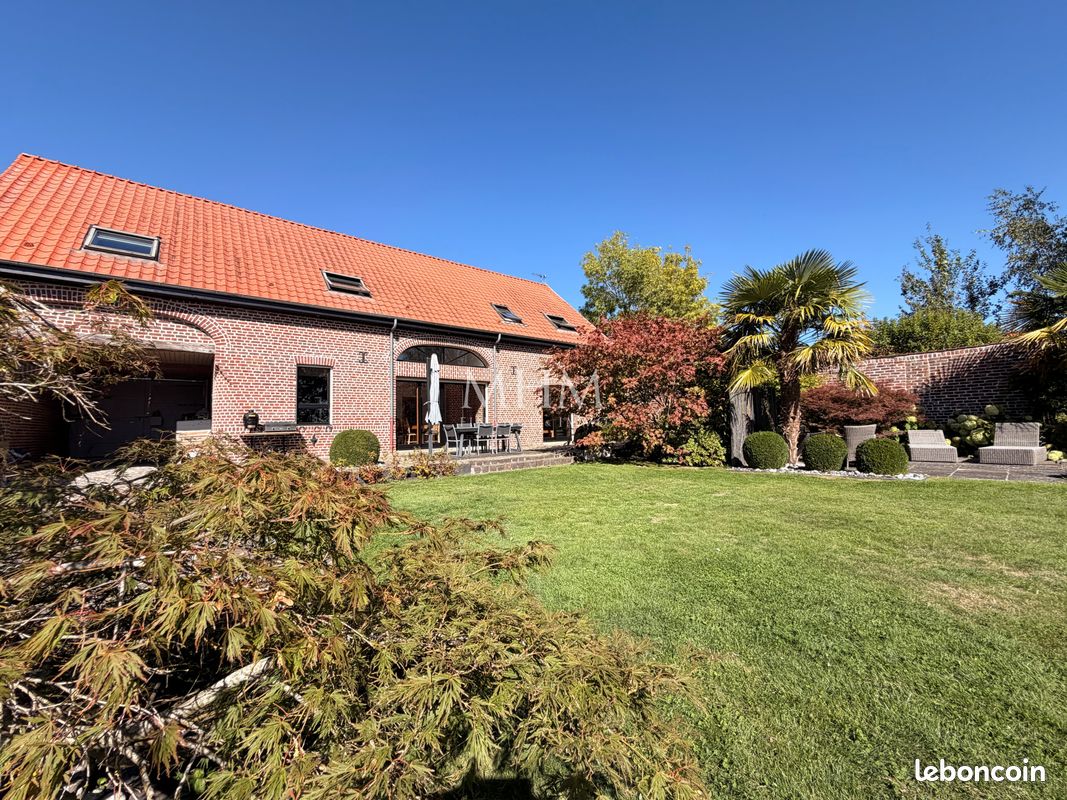 Maison 7 pièces 162 m² · à Auchy-lez-Orchies · 162 m² · 489 000 €