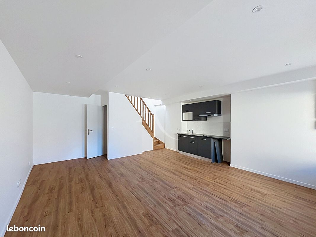 Maison 3 pièces 59 m² · à Réau · 59 m² · 160 000 €