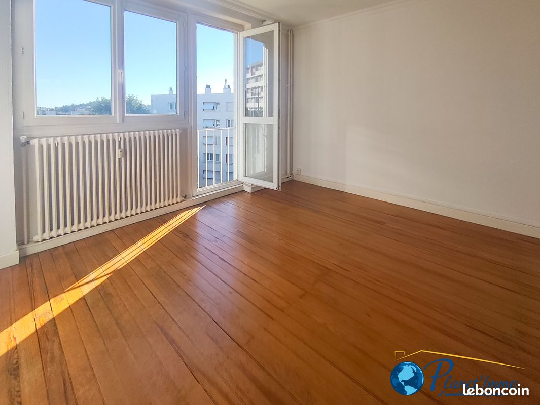 Appartement 3 pièces 60 m² · à Saint-Étienne · 60 m² · 76 000 €