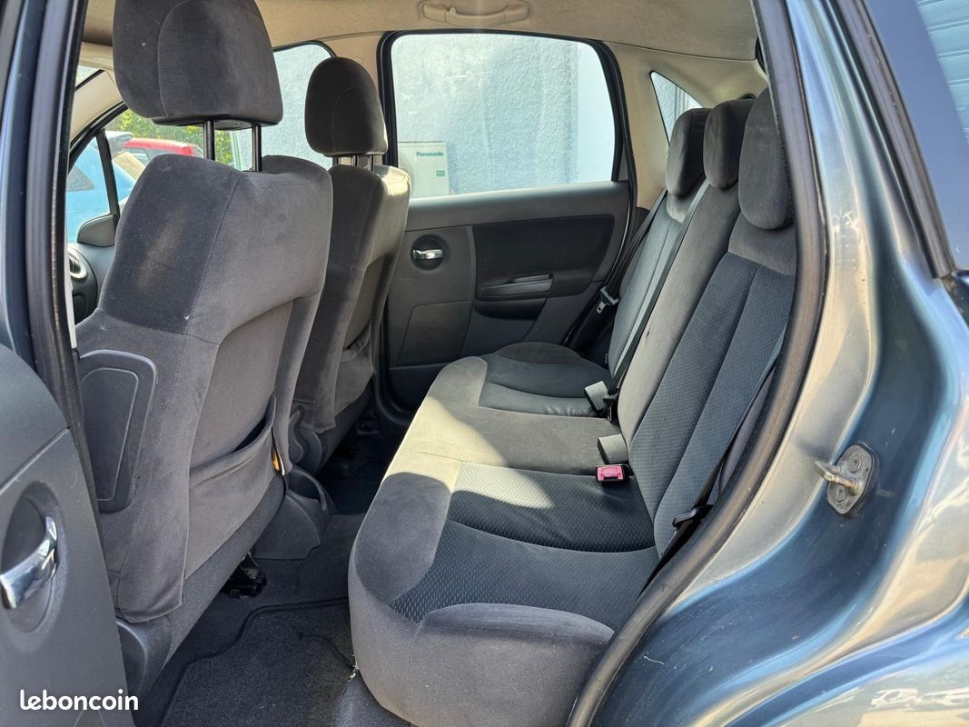 CITROEN C3 C3 1.4 HDi Exclusive EMBRAYAGE NEUF (image 6)