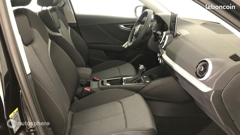 Audi Q2 35 TFSI 150ch Design S tronic 7 (image 15)